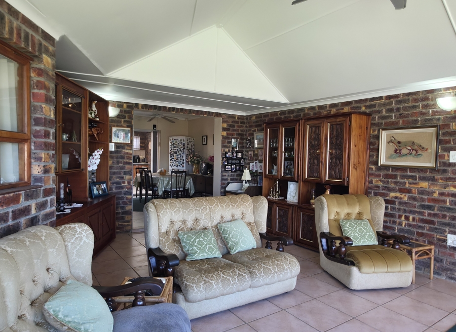 3 Bedroom Property for Sale in Noorsekloof Eastern Cape